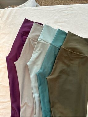 ALO Yoga Deep Plum High-Waist Leggings